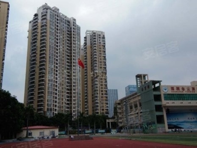 Mis teeb Blueway basseiniprojektist Yunding Cuifengi III etapis silmapaistva vaba aja veetmise rajatise?