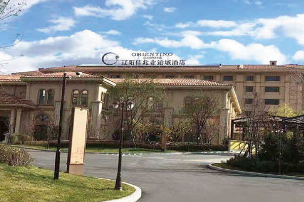 Liaoyang Orientino hotell (kuumaveeallikate sisepiirkond)